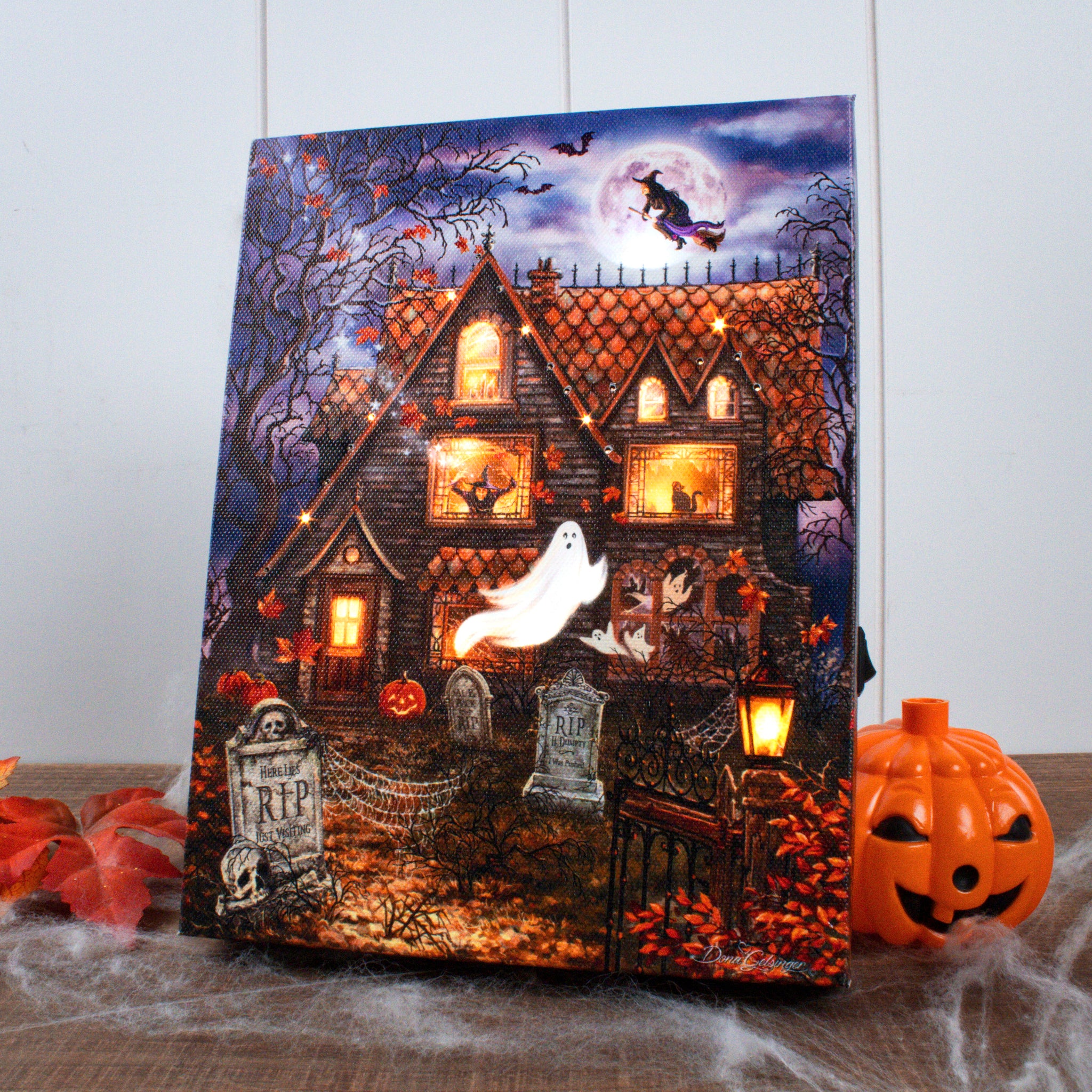 Mystery Mansion 8x6 Lighted Tabletop Canvas