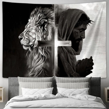 Black And White Lion Of Judah And Jesus Pray Tapestry Wall Art - Bible Verse Tapestry - Religious Tapestry Wall Hanging