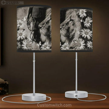 Black And White Painting, Watercolor Lion, Jesus, Stunning Daisy Table Lamp