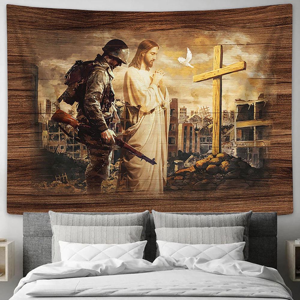 Brave Soldier Jesus Praying City In War Wooden Cross Tapestry Wall Art - Bible Verse Tapestry - Religious Tapestry Wall Hanging