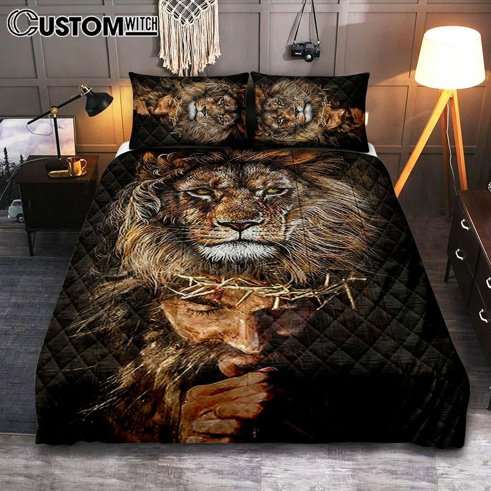 Jesus Pray Crown Of Thorn Lion Bedroom Quilt Bedding Set - Jesus Portrait Quilt Bedding Set Prints - Christian Bedroom