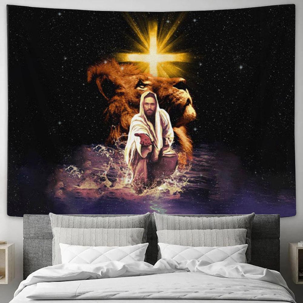 Jesus Reaching Out His Hand Tapestry Wall Art - Jesus Lion Of Judah Pictures - Christian Wall Decor