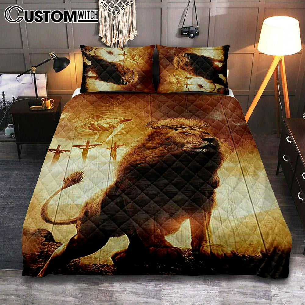 Jesus&#39;s Hand Lion Of Judah Crosses Bedroom Quilt Bedding Set - Jesus Portrait Quilt Bedding Set Prints - Christian Bedroom