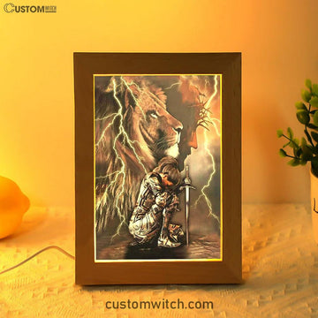 Lion And Knight Jesus Female Warrior Frame Lamp Art - Christian Home Decor - Religious Art