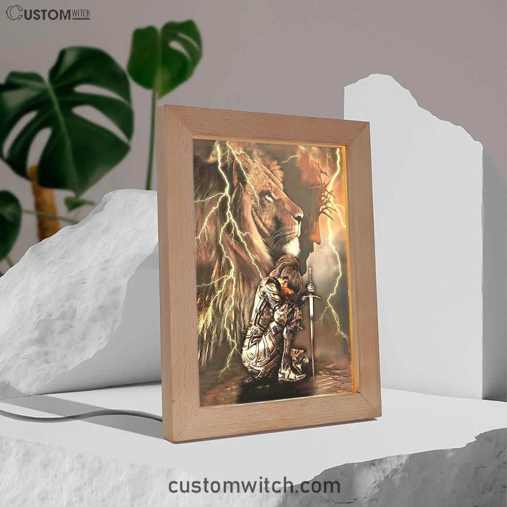 Lion And Knight Jesus Female Warrior Frame Lamp Art - Christian Home Decor - Religious Art