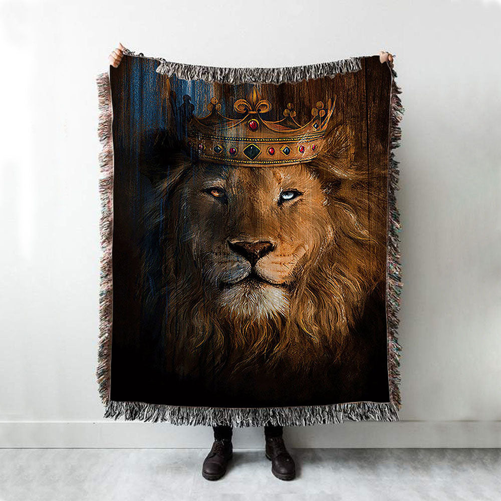 Lion Of Judah Gorgeous Crown Woven Blanket - Christian Throw Blanket - Religious Home Decor