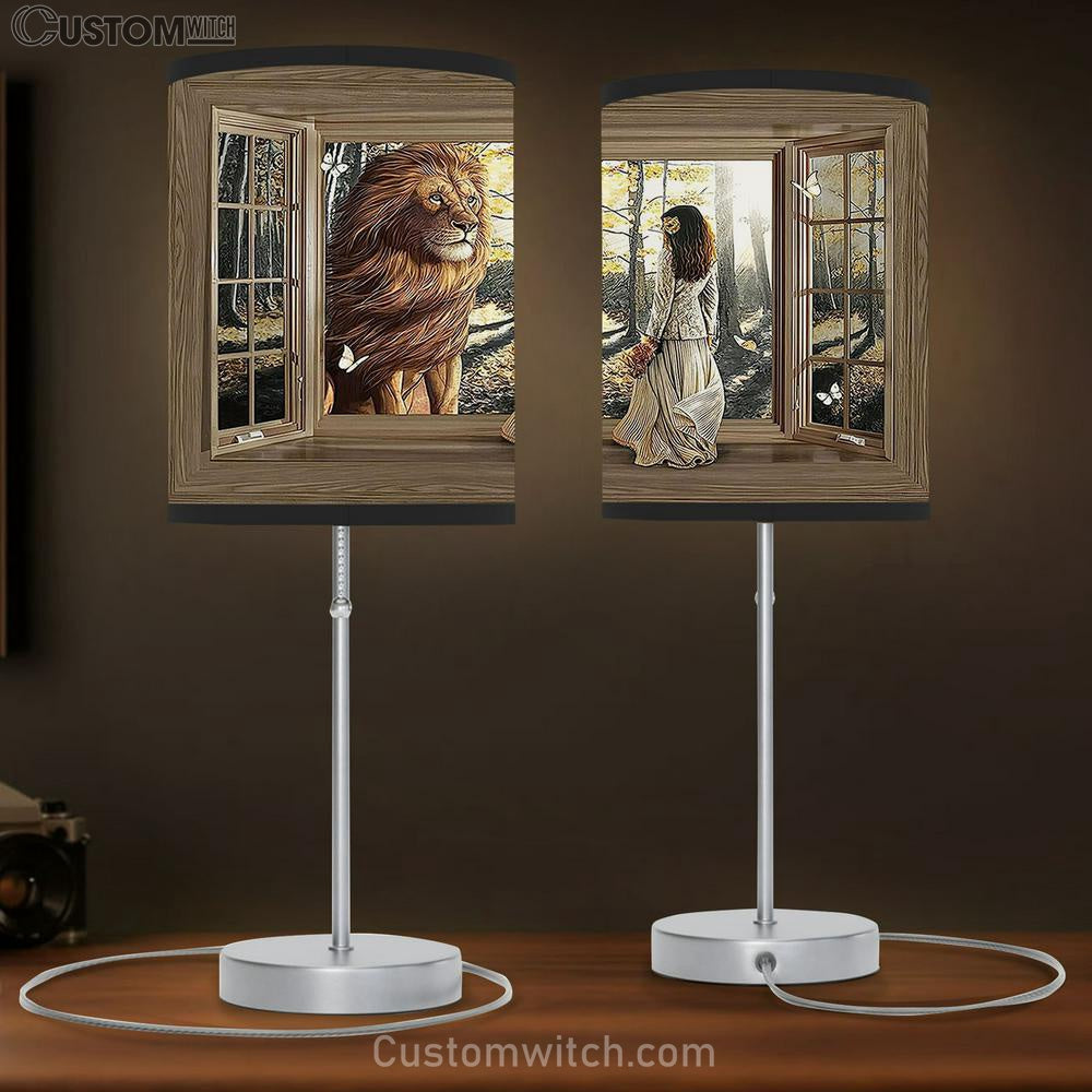 The Lion And Girl Table Lamp Art - Lion Table Lamp Wall Decor - Christian Scripture Table Lamp