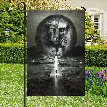 The Lion Of Judah, Christian&#39;s Flag, Garden Decor, Garden Flag Stand, Christian Flag, Scripture Flag, Garden Banner